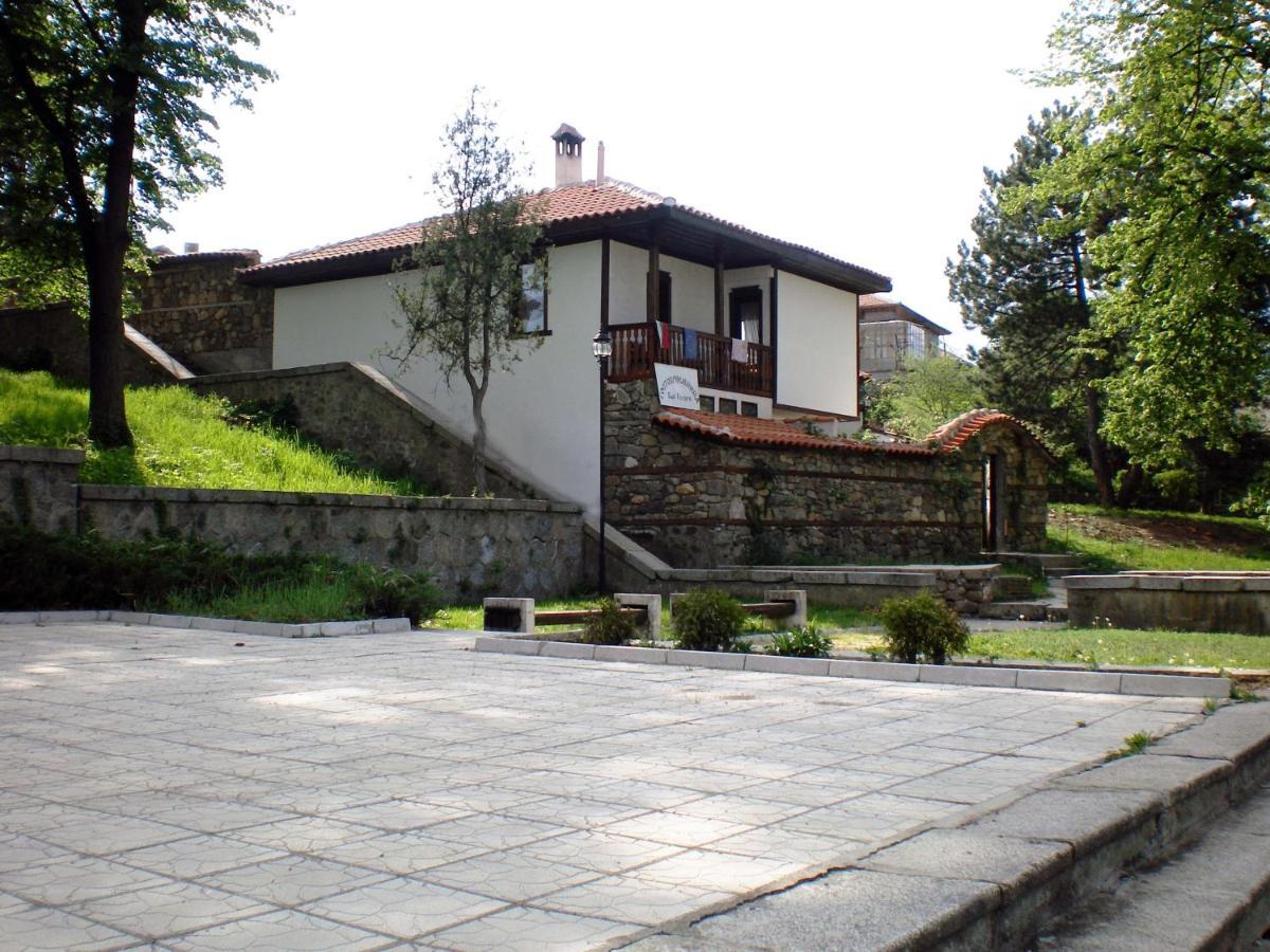 Гостоприемница Георги Kalofer Exterior photo